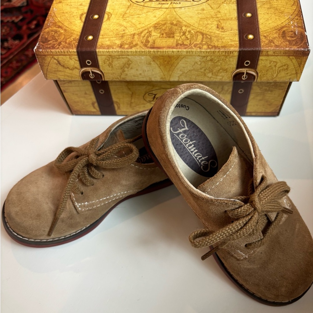 Kids FootMates Bucky Shoes. Size 10